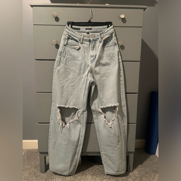 WILD FABLE- high rise jeans - Picture 2 of 3